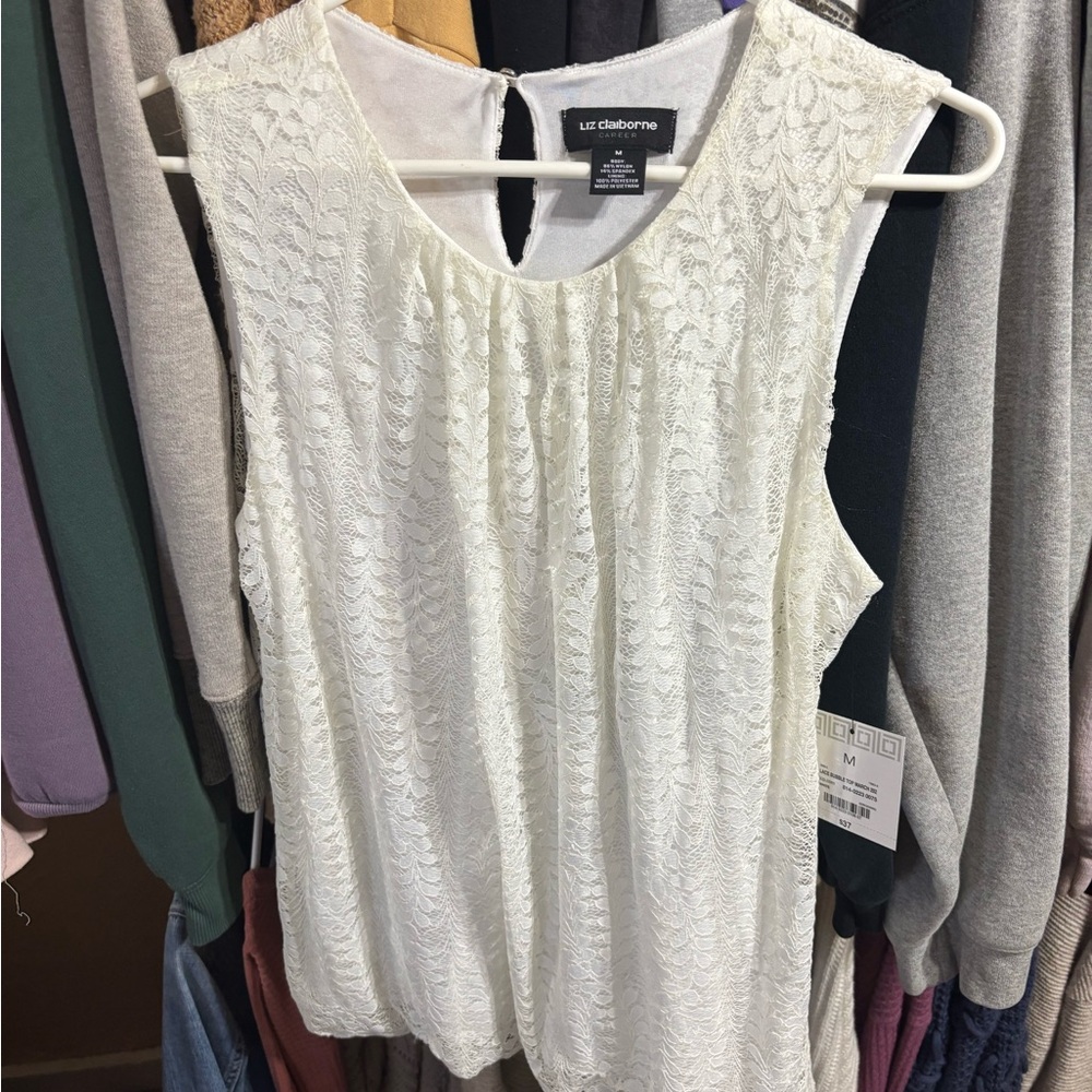Liz Claiborne Cream Lace Sleeveless Blouse